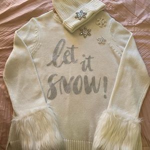 Winter Sweater&Hat Set M. Silver lettering Let It Snow. Fluffy sleeve cuffs.